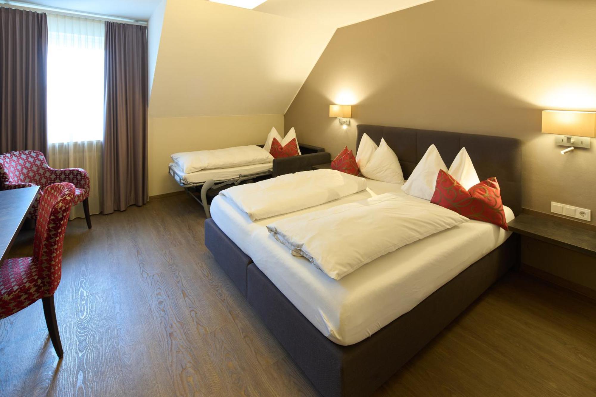 Hotel Staffler Odelzhausen Kültér fotó
