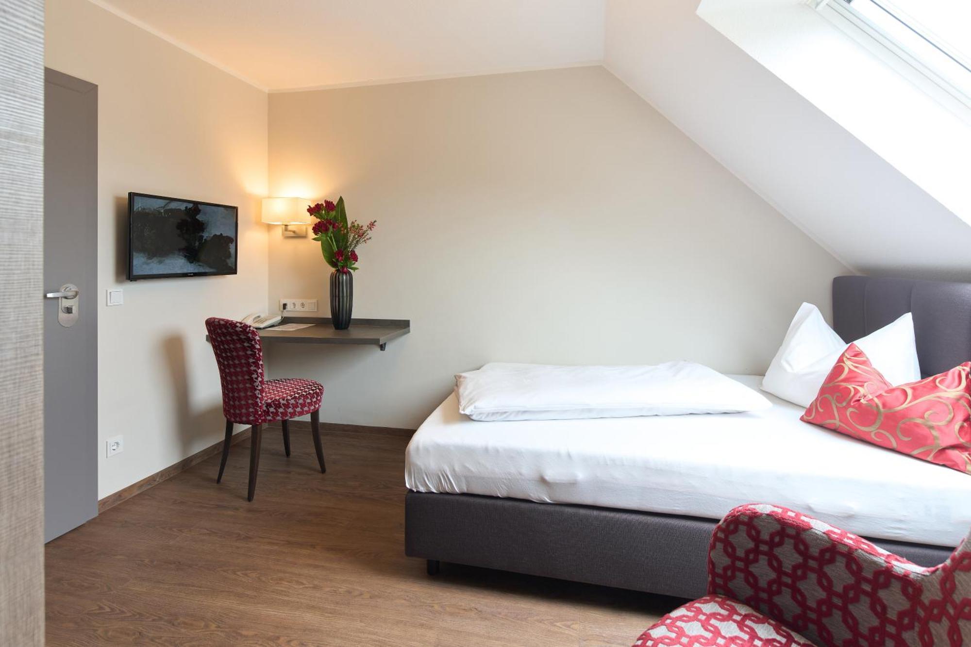 Hotel Staffler Odelzhausen Kültér fotó